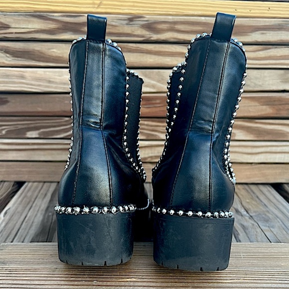 Black Leather Silver Bead Adorned Moto Boots SZ 7! E/VGUC! - Picture 7 of 16